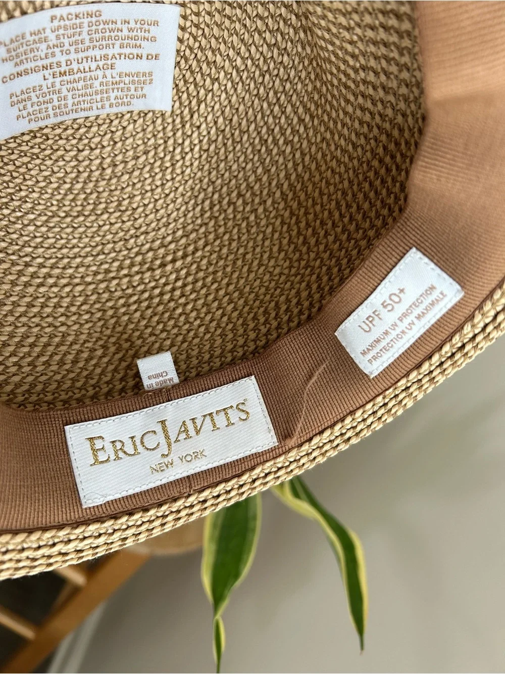 ERIC JAVITS SQUISHEE CLASSIC FEDORA IN PEANUT & WHITE